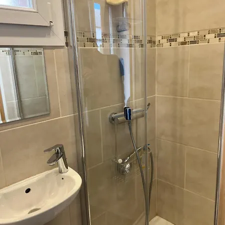 Leo House - Porte De Versailles, Parc Des Expositions Gasthuis 3*