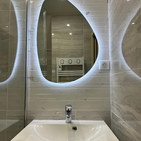 Leo House - Porte De Versailles, Parc Des Expositions Issy-les-Moulineaux